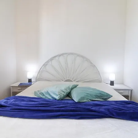 Feriehus Casa Helena A 8 Posti *